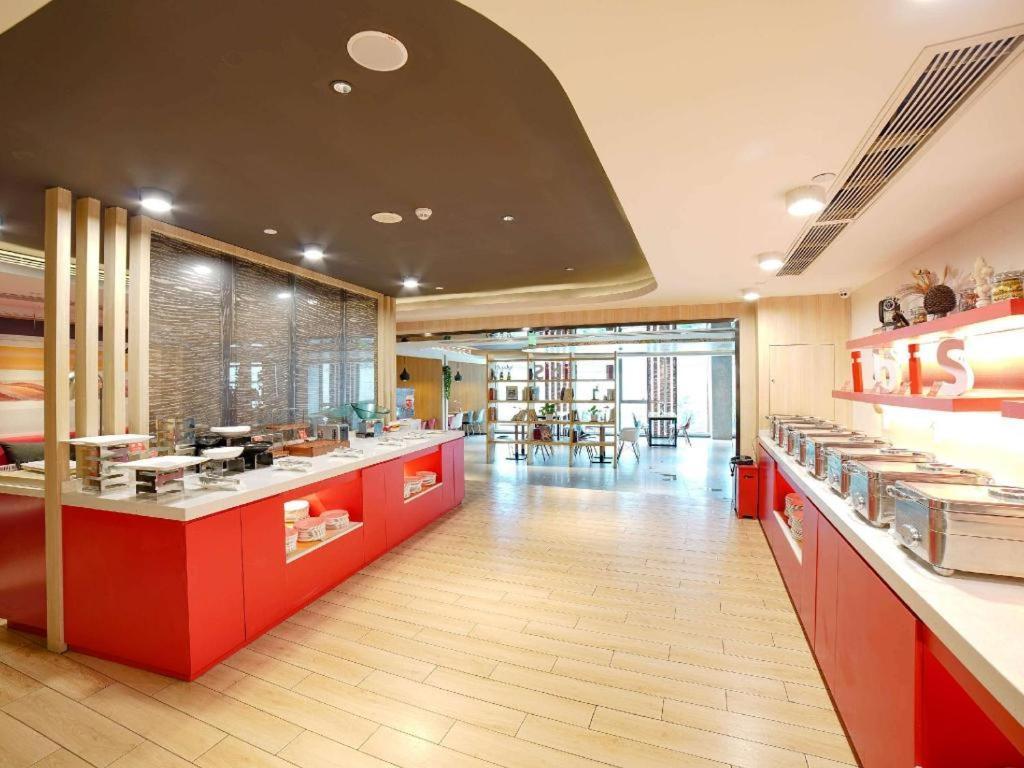 מלון Ibis Chengdu Chunxi Road Shudu Mansion מראה חיצוני תמונה