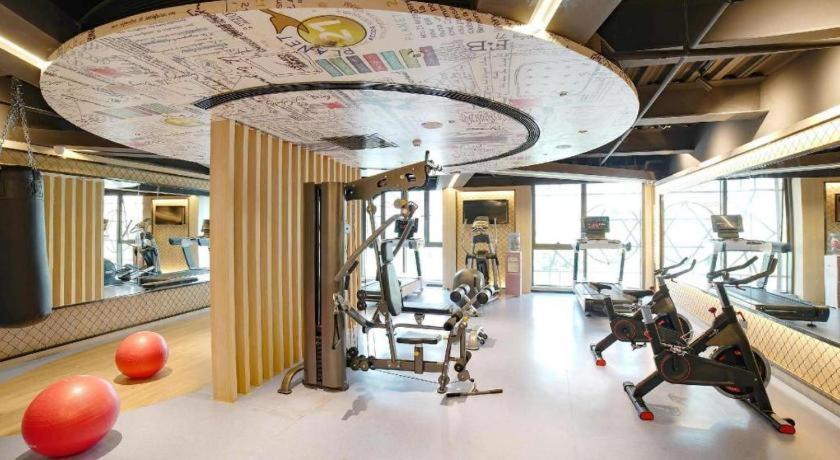 מלון Ibis Chengdu Chunxi Road Shudu Mansion מראה חיצוני תמונה