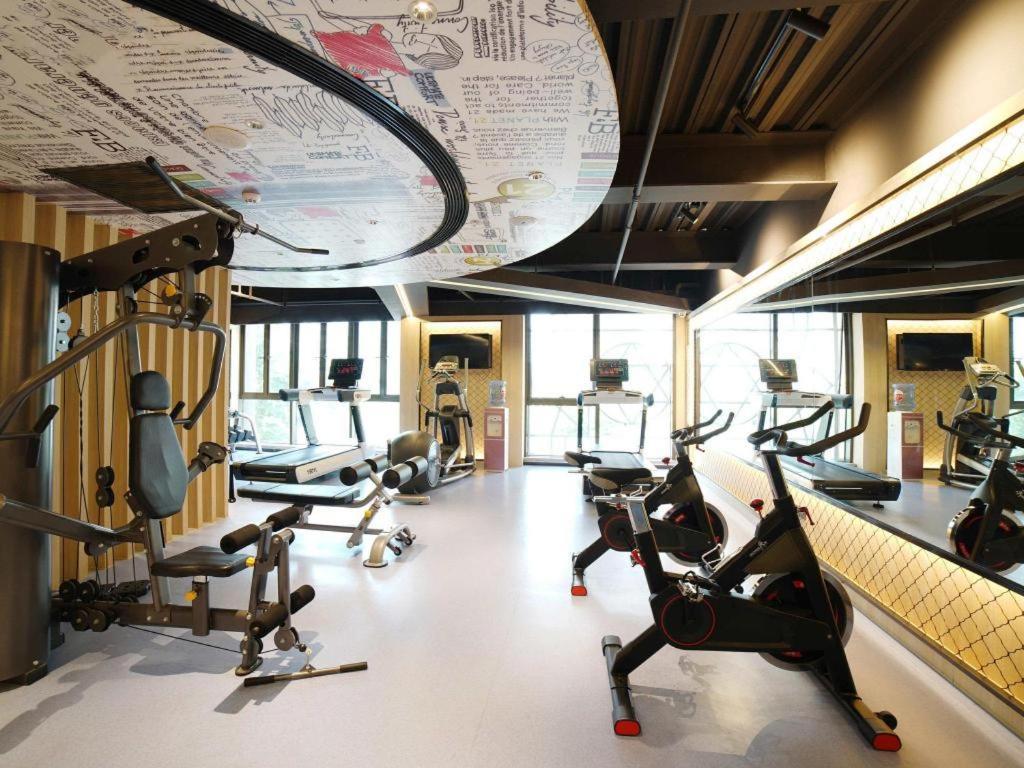 מלון Ibis Chengdu Chunxi Road Shudu Mansion מראה חיצוני תמונה
