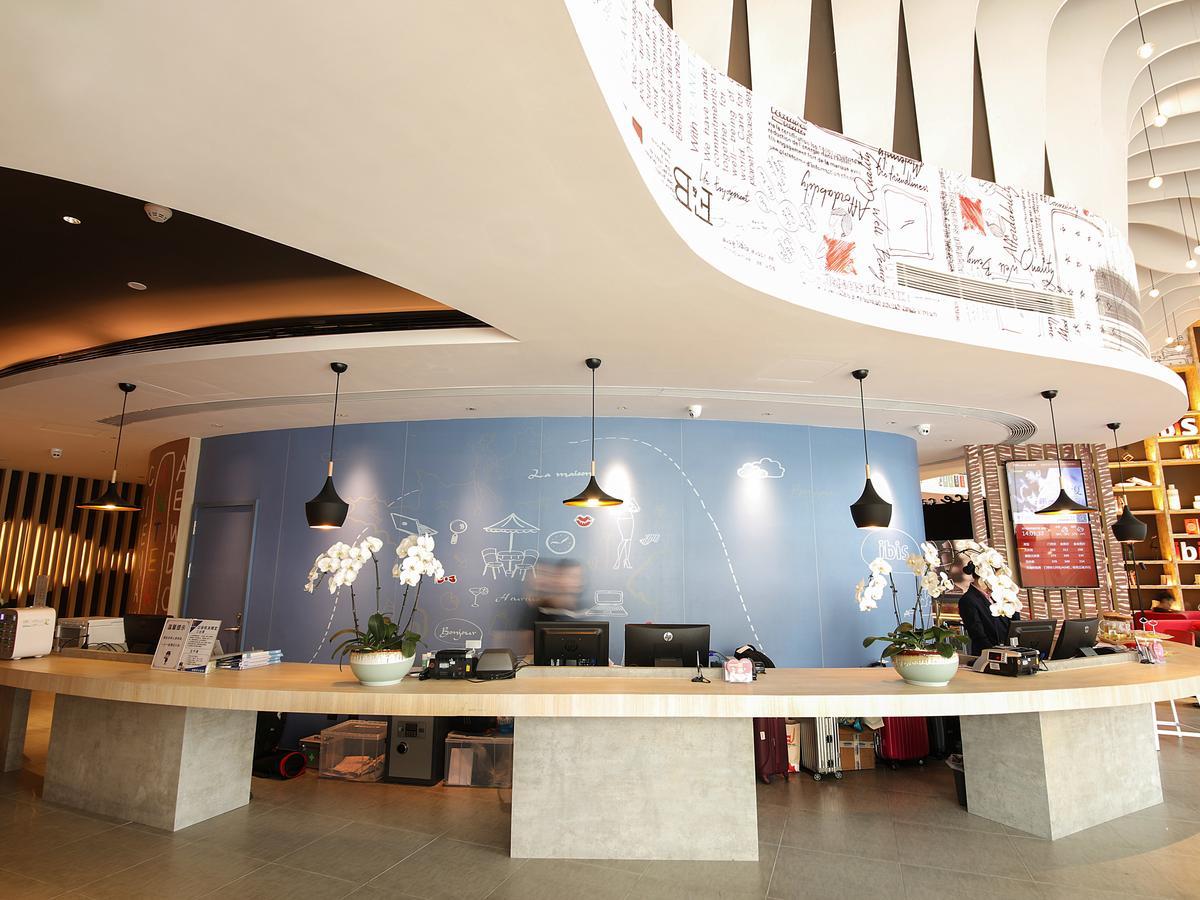 מלון Ibis Chengdu Chunxi Road Shudu Mansion מראה חיצוני תמונה